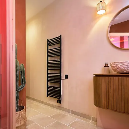Апарт-отель La Casa Del - Privatif Et Avec Jacuzzi Брюэ-ла-Бюисьер